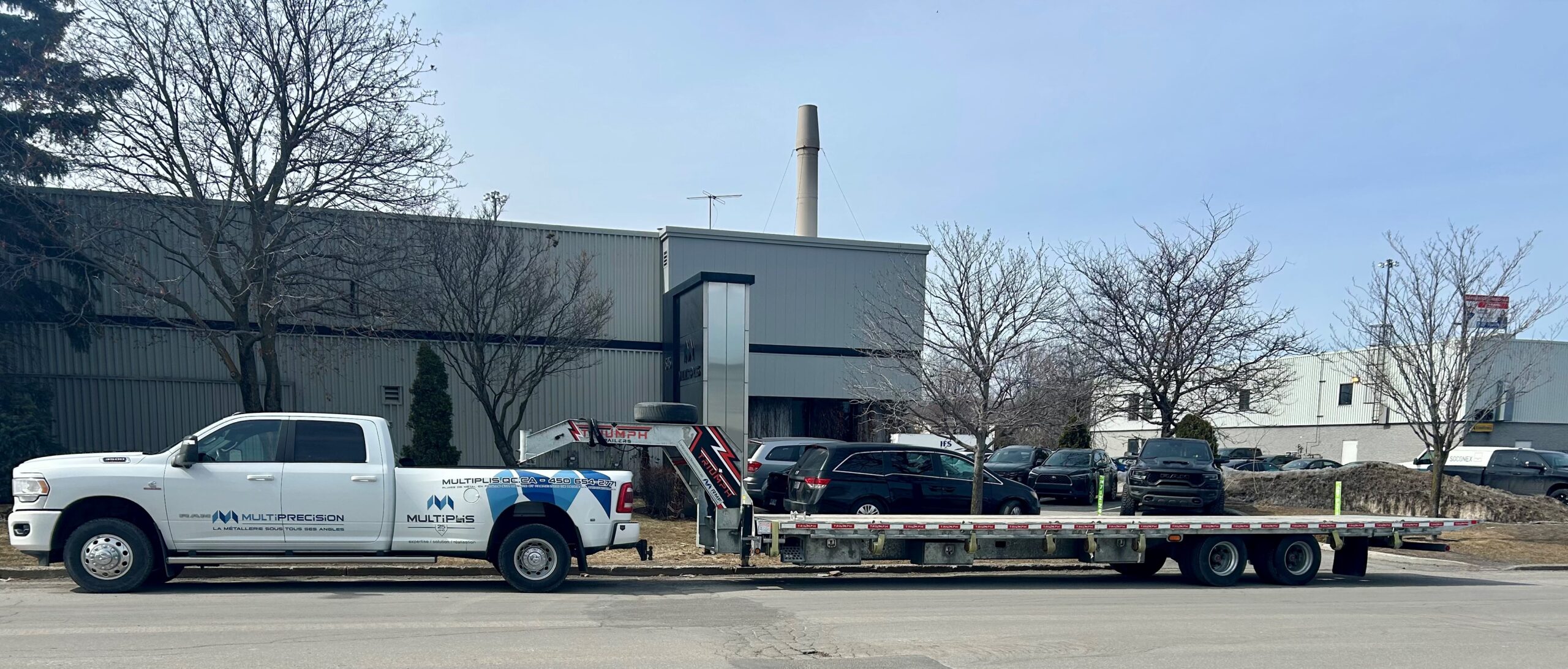 Camion Multi-Plis utilisé pour la livraison au chantier